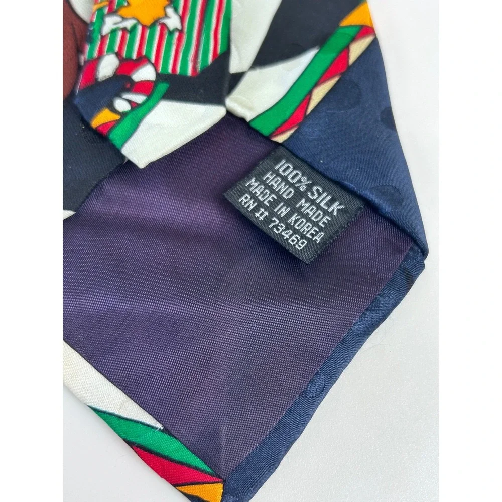 Vintage Looney Tunes Christmas Necktie 100% Silk Daffy Duck Sylvester‎ Taz